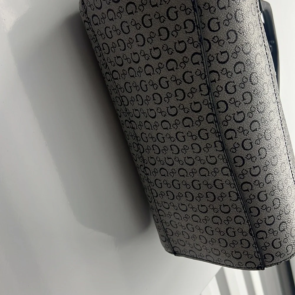 Guess Black and Gray Women's Handbag